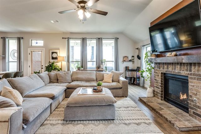 13221 SW 6th Street, Yukon, OK 73099