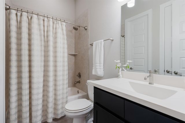 419 Ancient Oak WAY, San Marcos, TX 78666