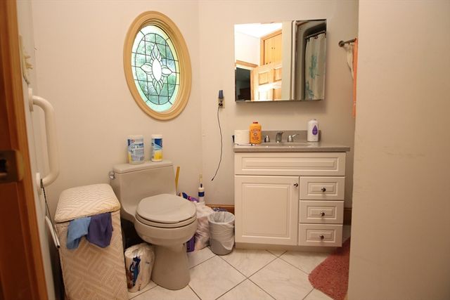 12 Longwood Avenue, Saugus, MA 01906