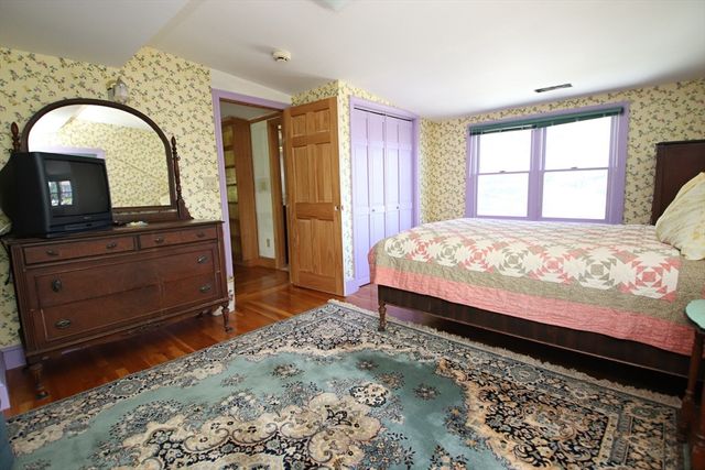 12 Longwood Avenue, Saugus, MA 01906