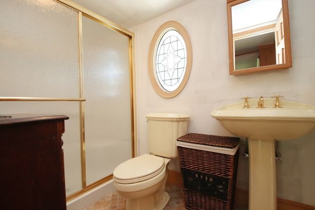 12 Longwood Avenue, Saugus, MA 01906