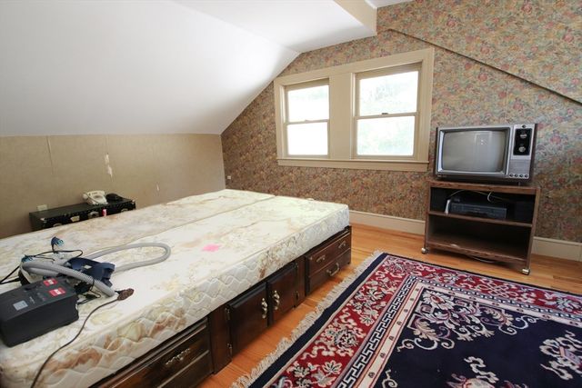 12 Longwood Avenue, Saugus, MA 01906