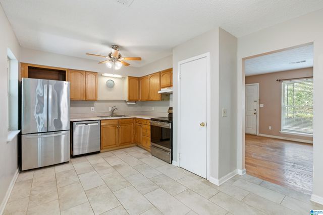 2236 PUP RUN DRIVE, Helena, AL 35080