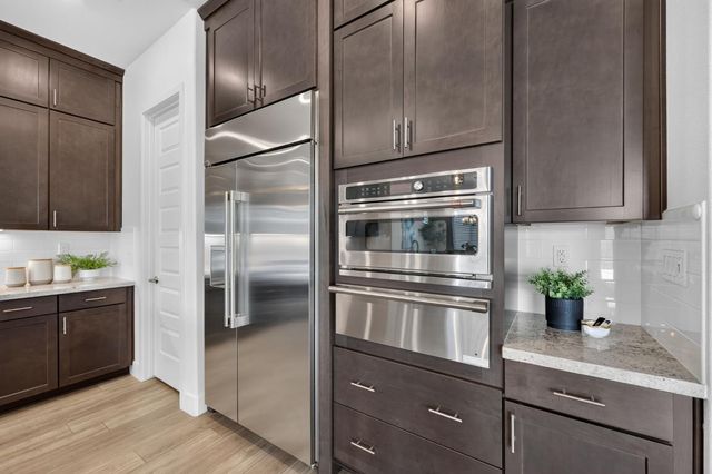 947 Greeley Ct, Cameron Park, CA 95682
