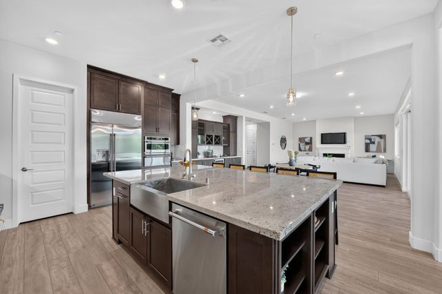 947 Greeley Ct, Cameron Park, CA 95682
