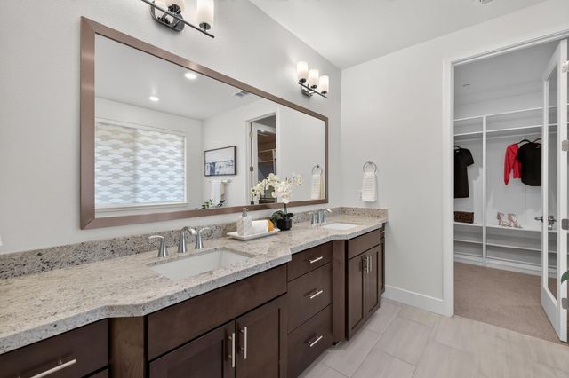 947 Greeley Ct, Cameron Park, CA 95682