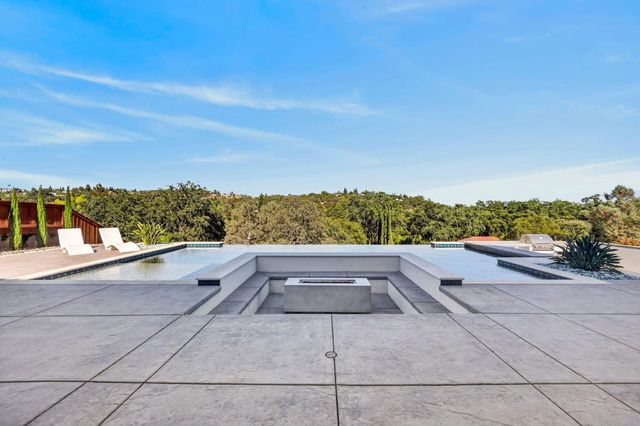 947 Greeley Ct, Cameron Park, CA 95682