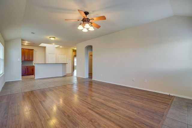 9804 Westmere Lane, Fort Worth, TX 76108