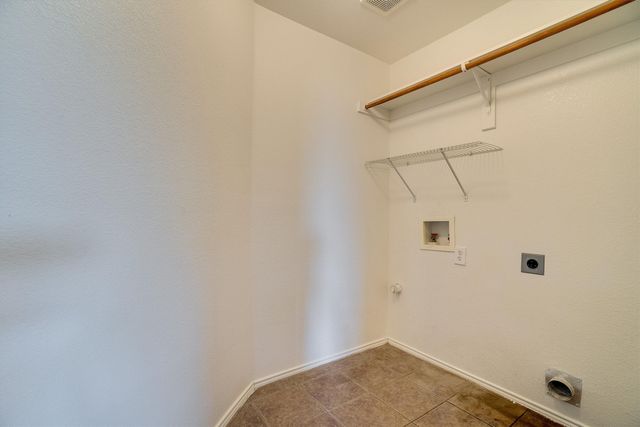 9804 Westmere Lane, Fort Worth, TX 76108