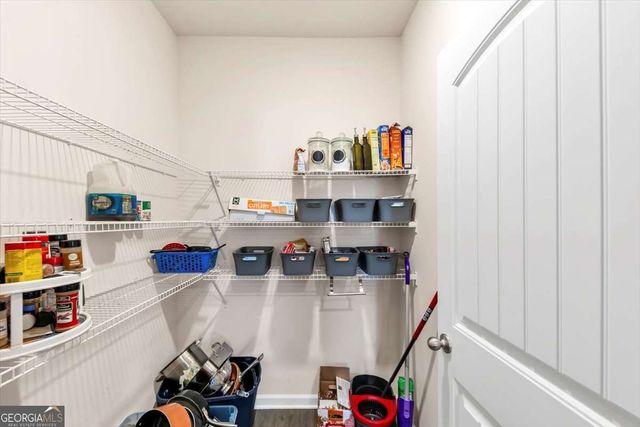 3737 MAKEOVER Court, Atlanta, GA 30349