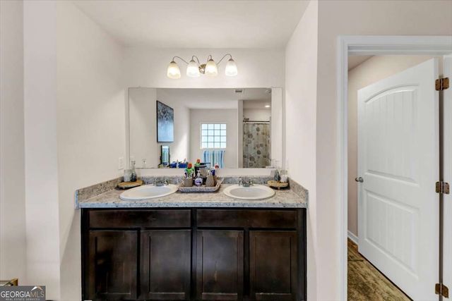 3737 MAKEOVER Court, Atlanta, GA 30349