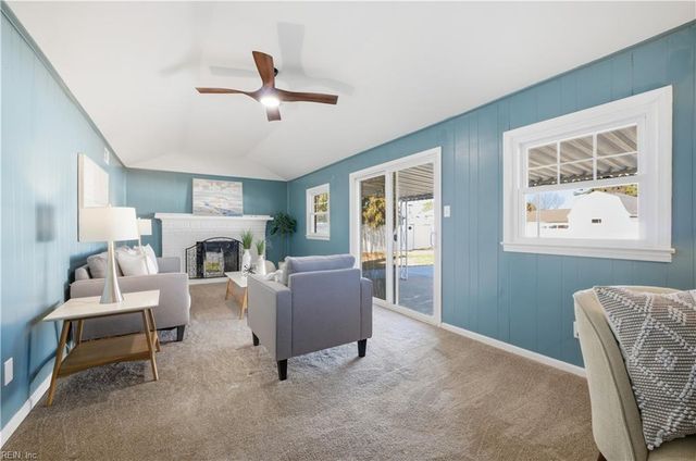 1044 Sunnyside DR, Virginia Beach, VA 23464