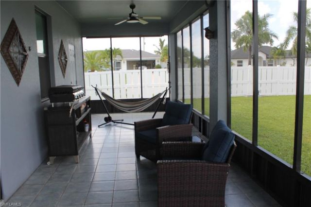 1113 Embers PKWY W, Cape Coral, FL 33993