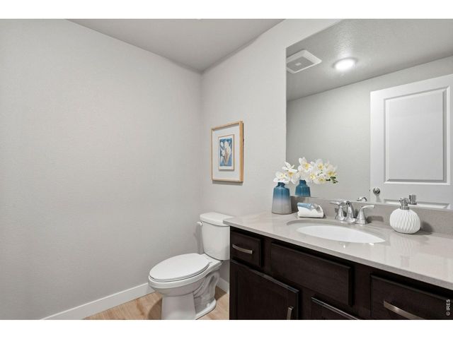 350 High Point Dr C-108, Longmont, CO 80504
