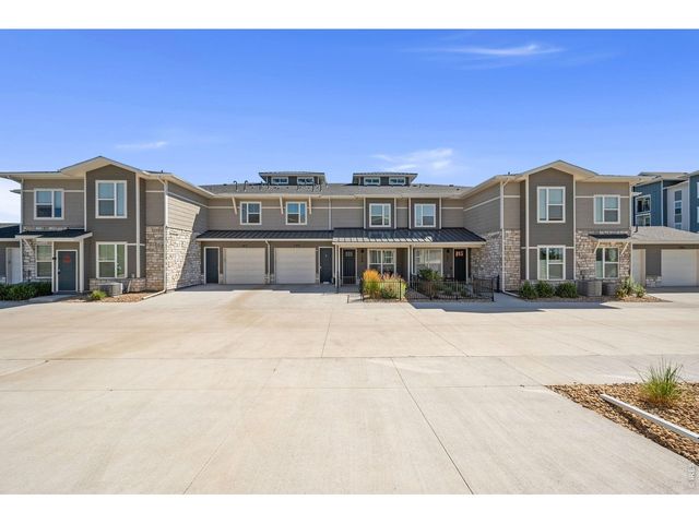 350 High Point Dr C-108, Longmont, CO 80504