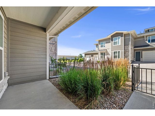350 High Point Dr C-108, Longmont, CO 80504