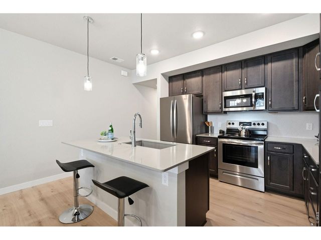 350 High Point Dr C-108, Longmont, CO 80504