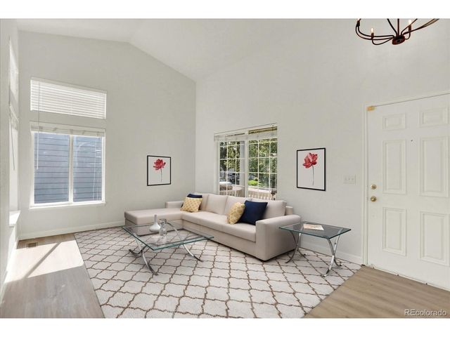 21121 E Belleview Pl, Aurora, CO 80015