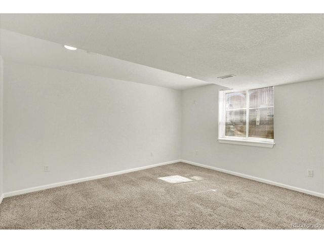 21121 E Belleview Pl, Aurora, CO 80015