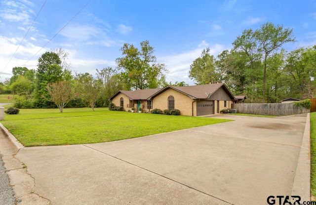 105 N Pope St., Overton, TX 75684