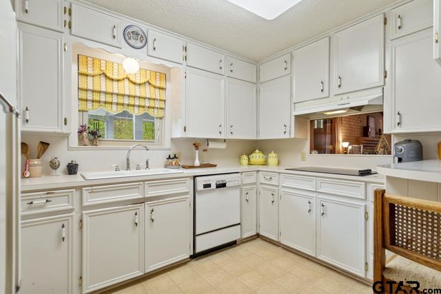105 N Pope St., Overton, TX 75684