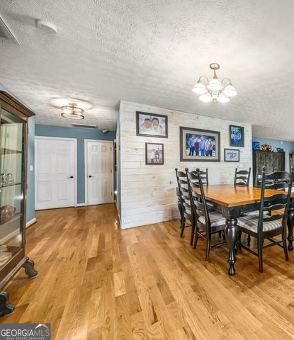 530 Pleasant Valley Road SE, Silver Creek, GA 30173