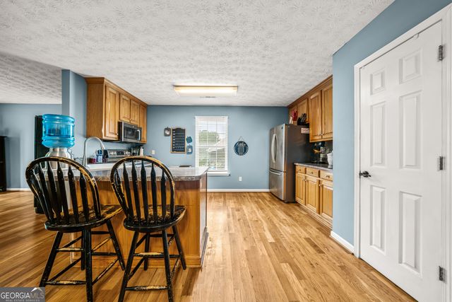530 Pleasant Valley Road SE, Silver Creek, GA 30173