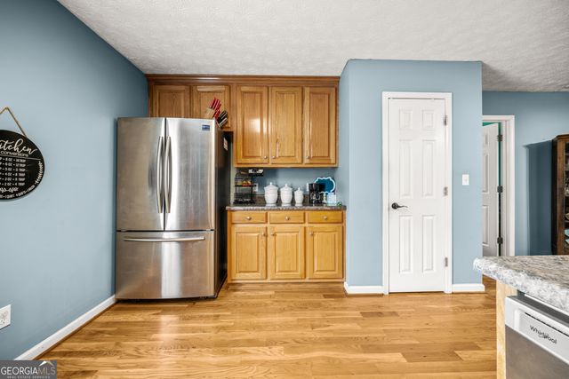 530 Pleasant Valley Road SE, Silver Creek, GA 30173