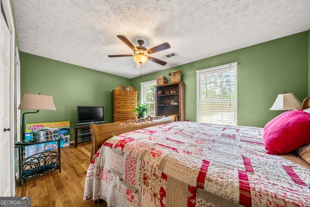 530 Pleasant Valley Road SE, Silver Creek, GA 30173