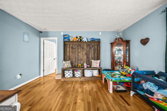 530 Pleasant Valley Road SE, Silver Creek, GA 30173