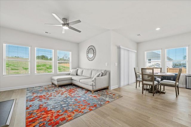 106 purcell Way, Easley, SC 29642