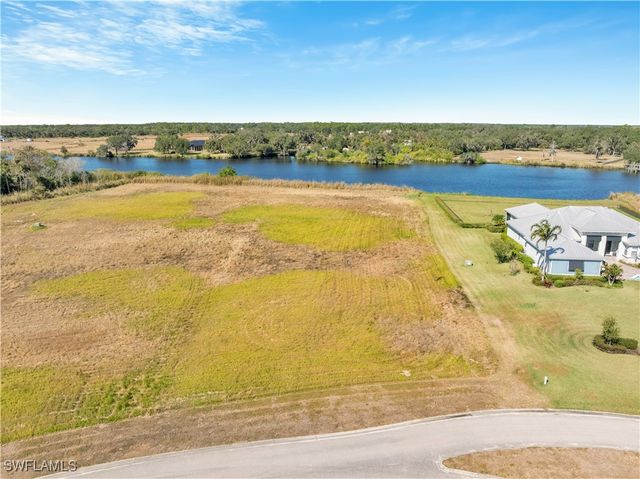 2110 Silk Bay BLVD, Alva, FL 33920