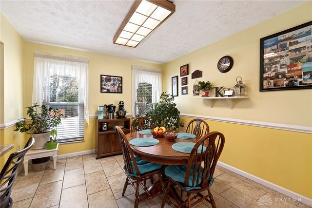 6993 Forest View Court, West Chester, OH 45069