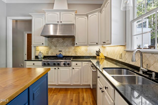 905 Olde Thompson Creek Road, Apex, NC 27523