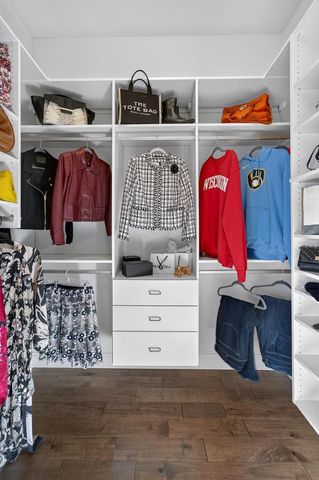 2410 Genevieve Way, Waunakee, WI 53597