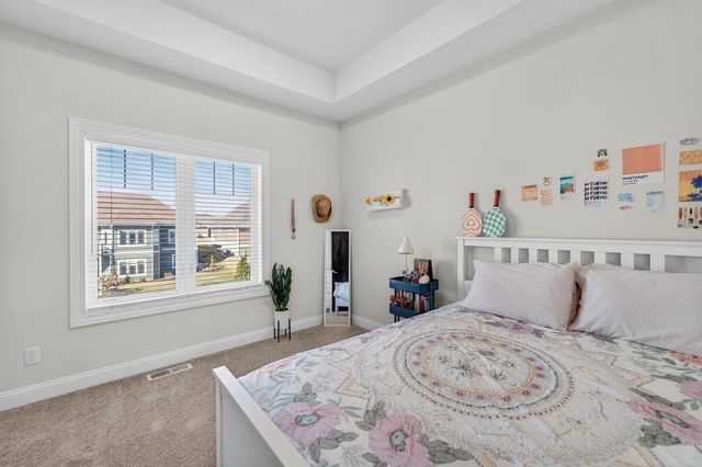 2410 Genevieve Way, Waunakee, WI 53597