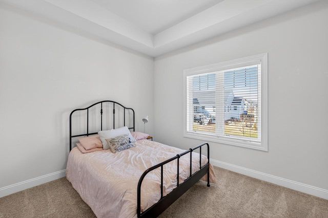 2410 Genevieve Way, Waunakee, WI 53597