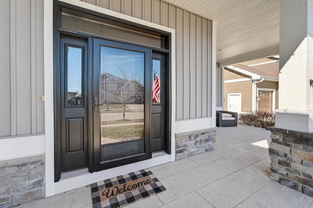 2410 Genevieve Way, Waunakee, WI 53597