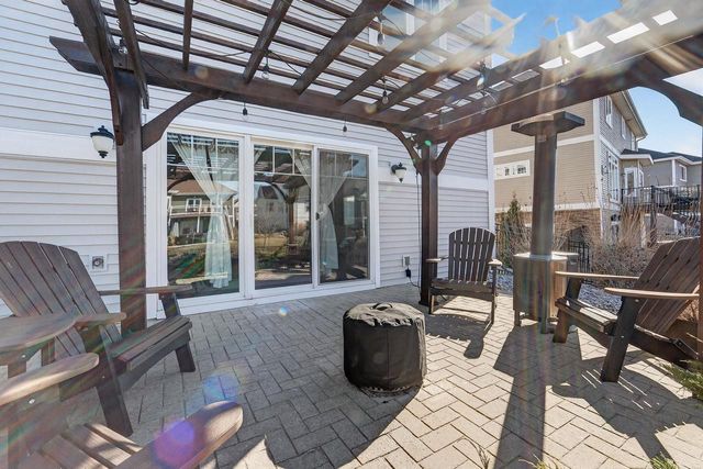 2410 Genevieve Way, Waunakee, WI 53597