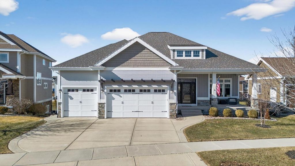 2410 Genevieve Way, Waunakee, WI 53597