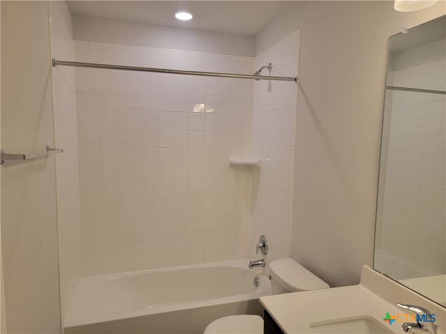 6215 Lavaca Drive, Belton, TX 76513