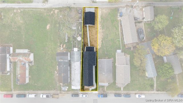 1122 W Second Street, Madison, IN 47250