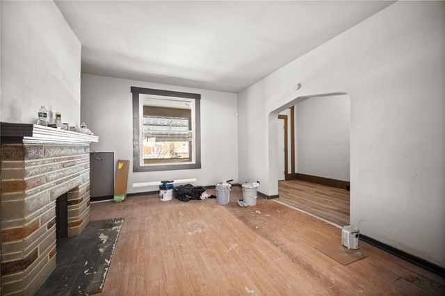 808 E 10th Ave, Munhall, PA 15120