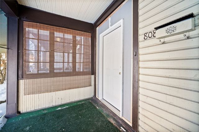 808 E 10th Ave, Munhall, PA 15120