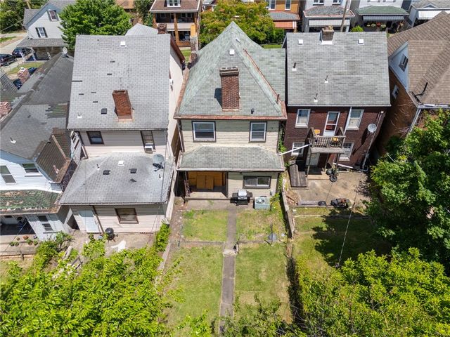 808 E 10th Ave, Munhall, PA 15120