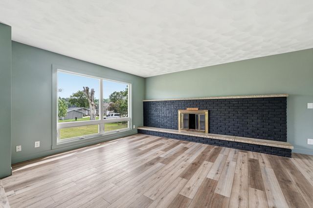 11300 Elizabeth Drive, Three Rivers, MI 49093