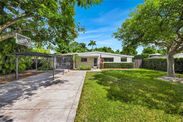 6843 SW 53rd St, Miami, FL 33155