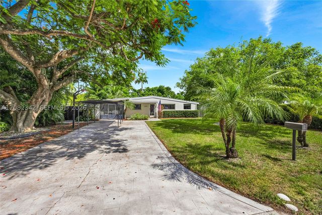 6843 SW 53rd St, Miami, FL 33155