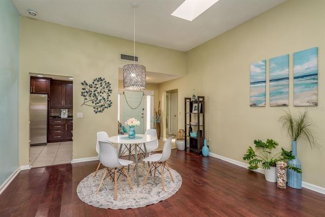 1023 LAKE AVOCA PLACE, Tarpon Springs, FL 34689
