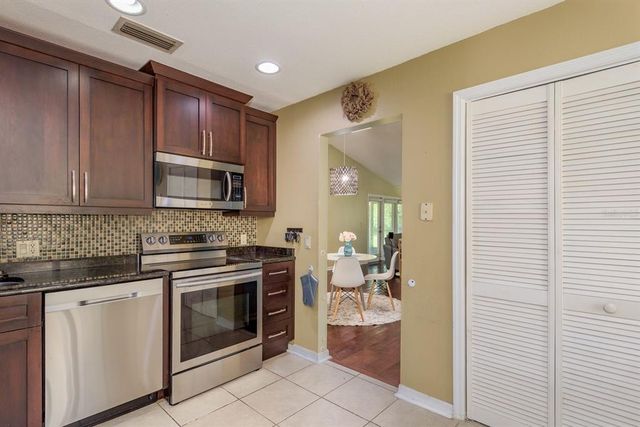 1023 LAKE AVOCA PLACE, Tarpon Springs, FL 34689
